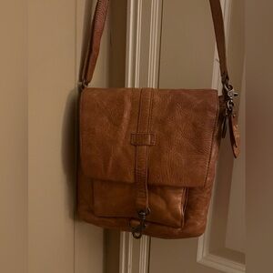 Frye & Co. brown leather crossbody purse